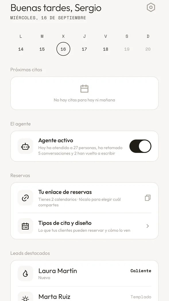 Inicio: próximas citas, el agente activo con lo que ha atendido hoy y tus contactos destacados